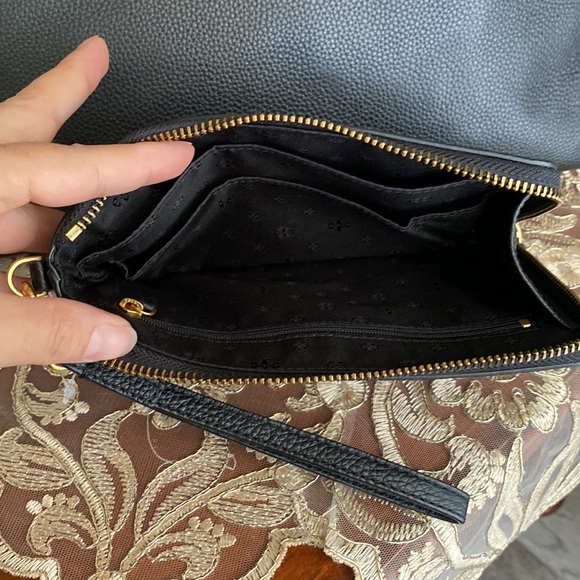 Tory Burch bag set (LG tote & LG wristlet) - Picture 6 of 13